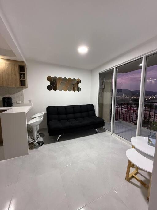 Moderno Apartamento Norte Cali Apartment Bagian luar foto