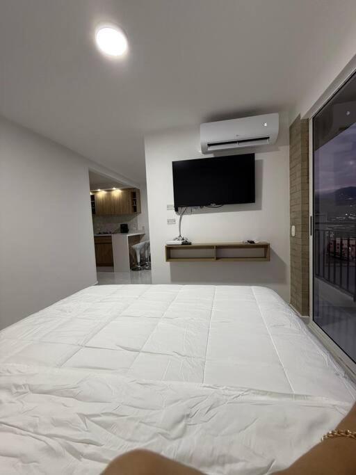 Moderno Apartamento Norte Cali Apartment Bagian luar foto