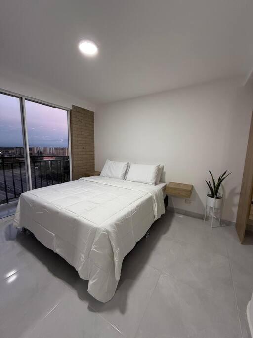 Moderno Apartamento Norte Cali Apartment Bagian luar foto